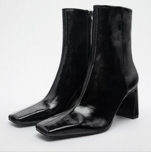 🆕 NWT Zara Square Toe Boots